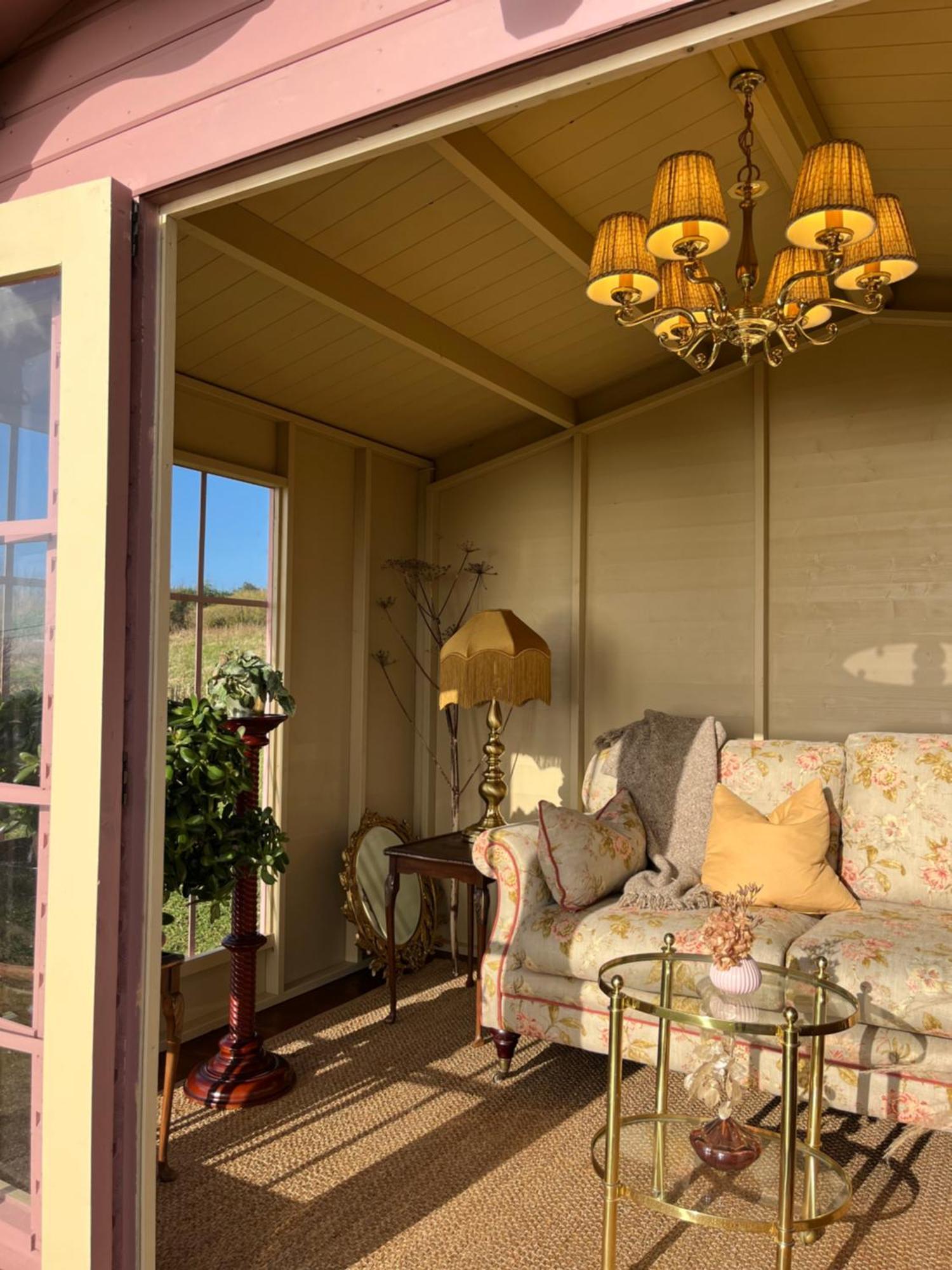 The Pink Cottage Upstairs Suite & Garden Summer Room Whitehead Экстерьер фото